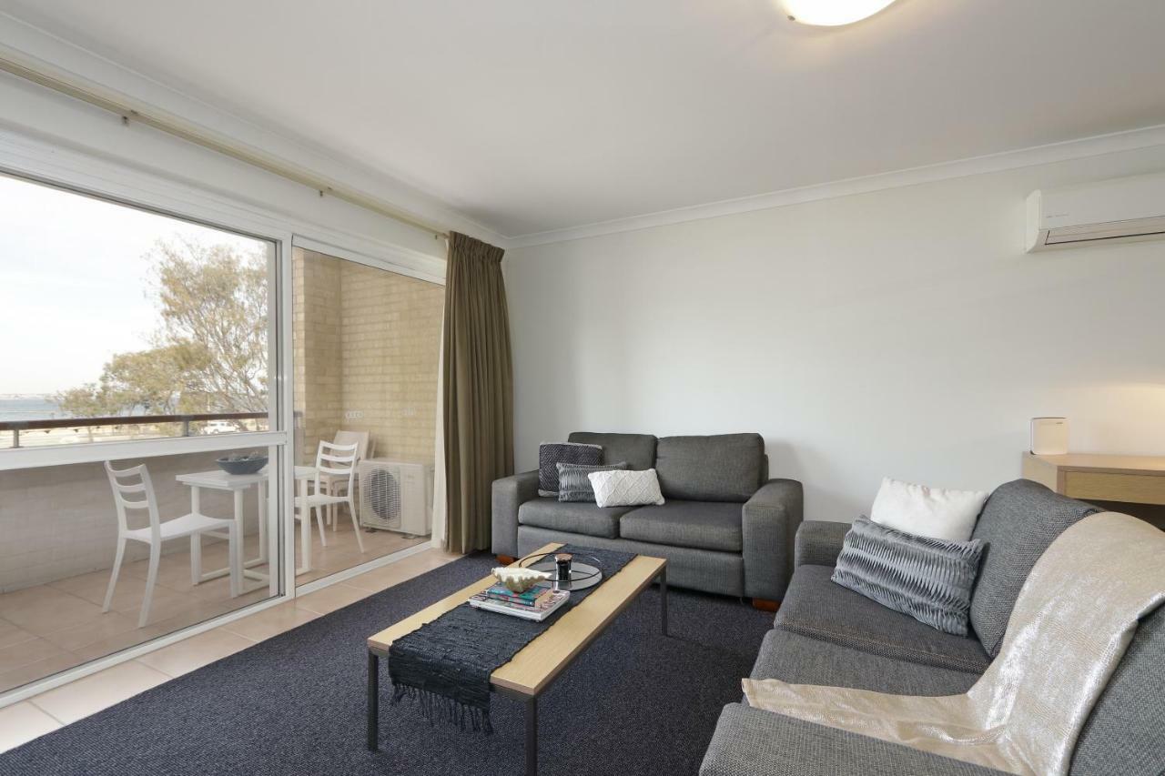 Hillarys Marina Apartment Пърт Екстериор снимка