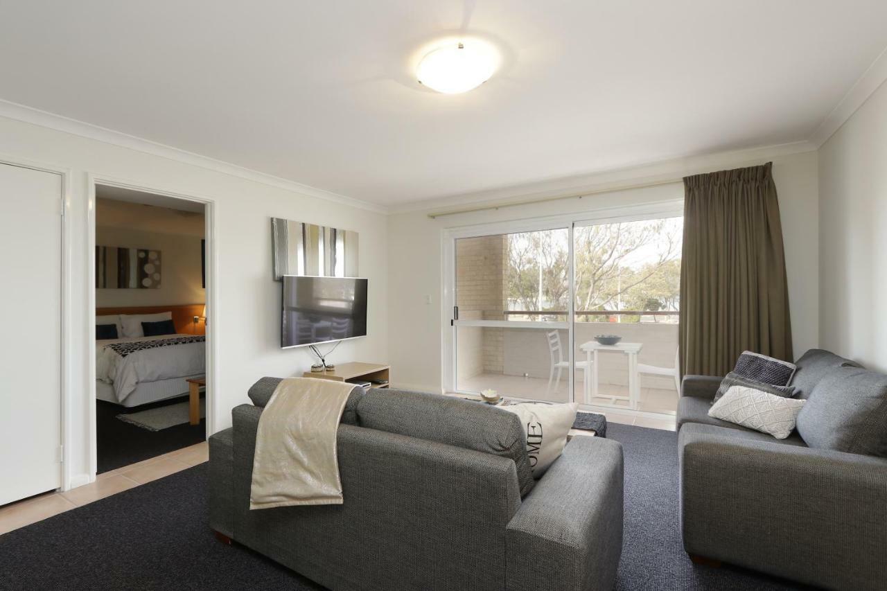 Hillarys Marina Apartment Пърт Екстериор снимка