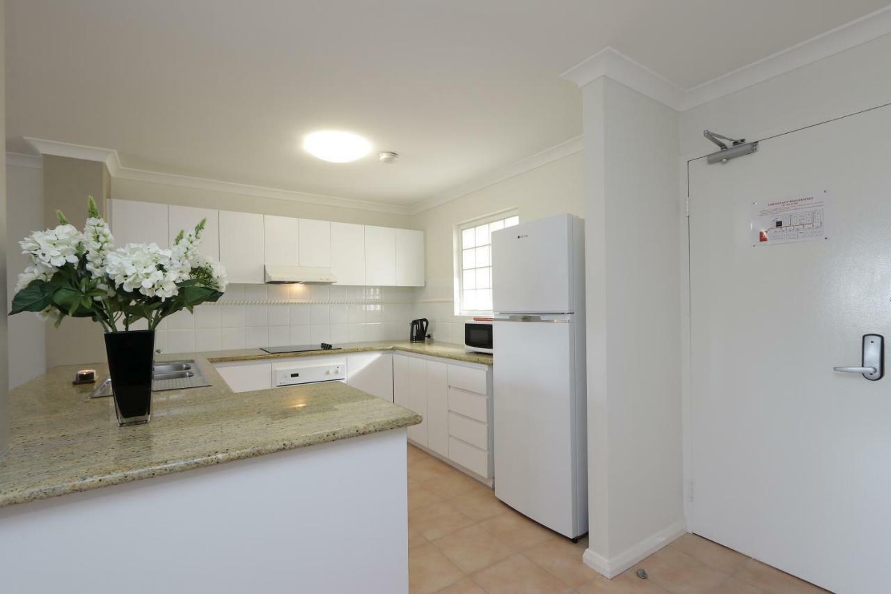 Hillarys Marina Apartment Пърт Екстериор снимка